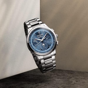 积家ChronographCalendar计时全历蓝色Q4138480，公价148000元