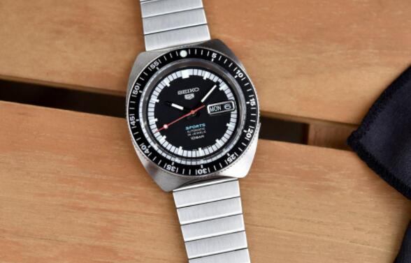 最新推出的精工1968年Seiko 5 Sports腕表价格多少？-第6张图片