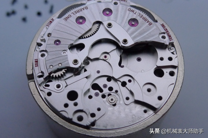 机械手表维修多少钱？（附各大瑞士手表品牌维修价目表查询）-第8张图片