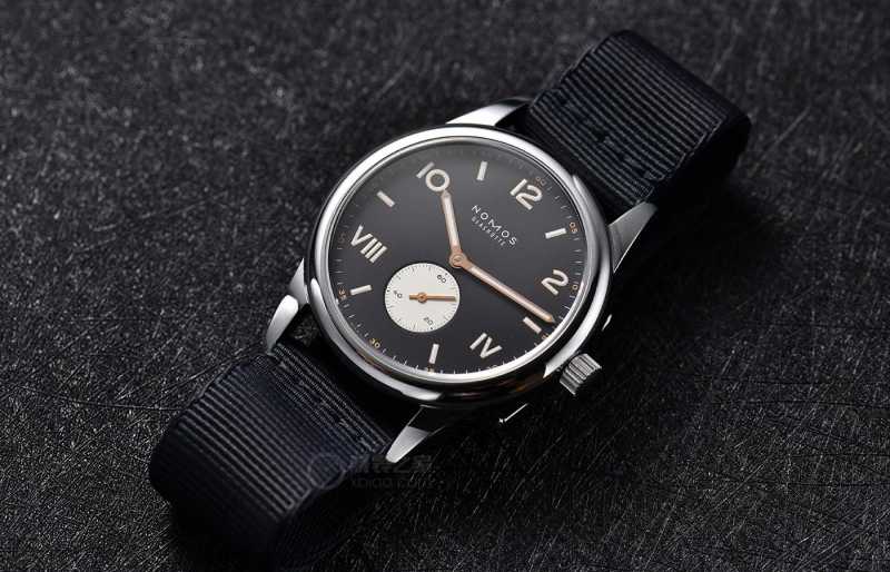 nomos手表属于啥档次？NOMOS Club系列时计告诉您-第10张图片